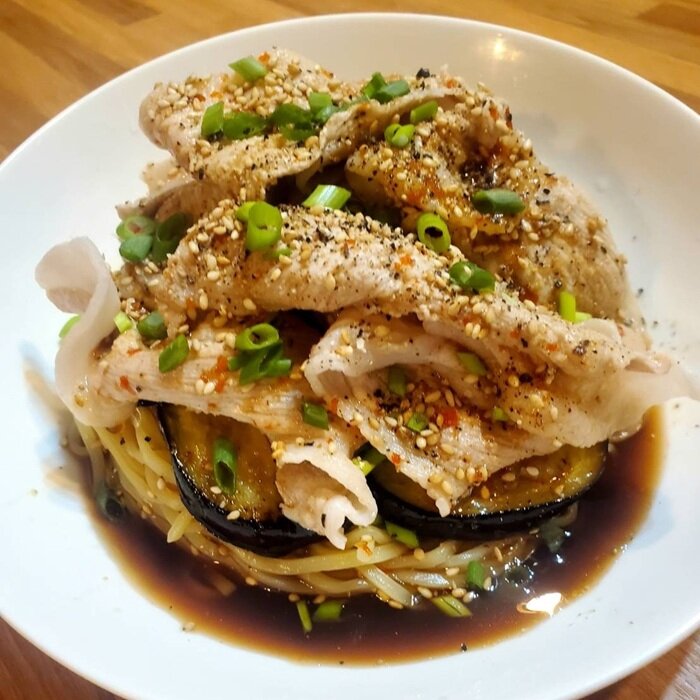 豚肉と茄子のピリ辛涼麺.jpg