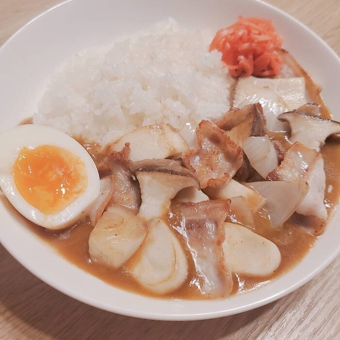 豚バラとエリンギの中華カレー.jpg