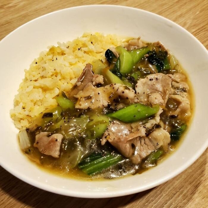 豚肉と青菜の餡かけ飯.jpg