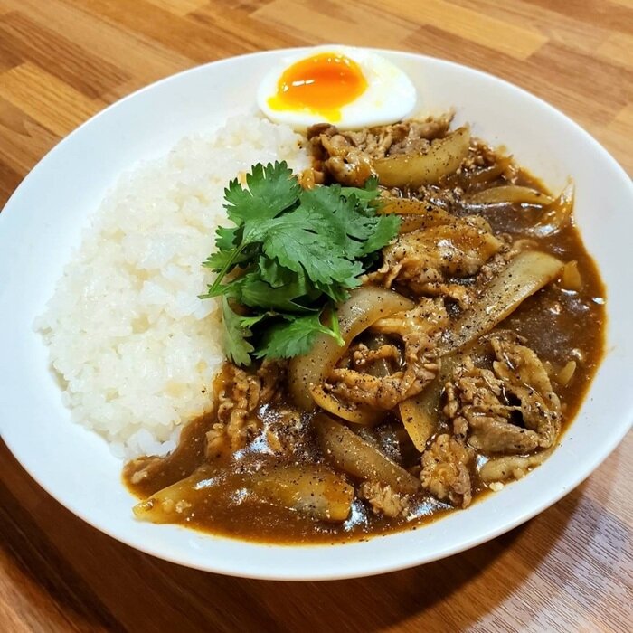 豚バラと新玉ねぎの中華風カレー.jpg