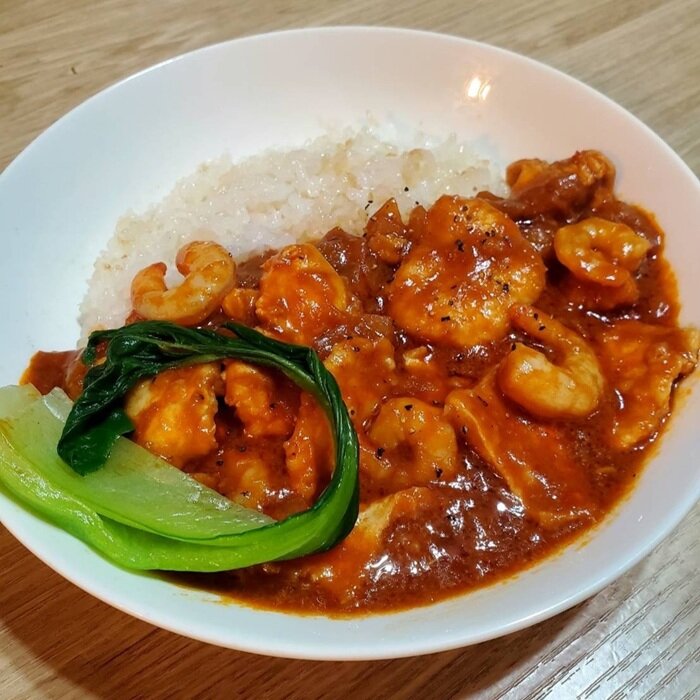 鶏肉と海老の中華風チリカレー.jpg